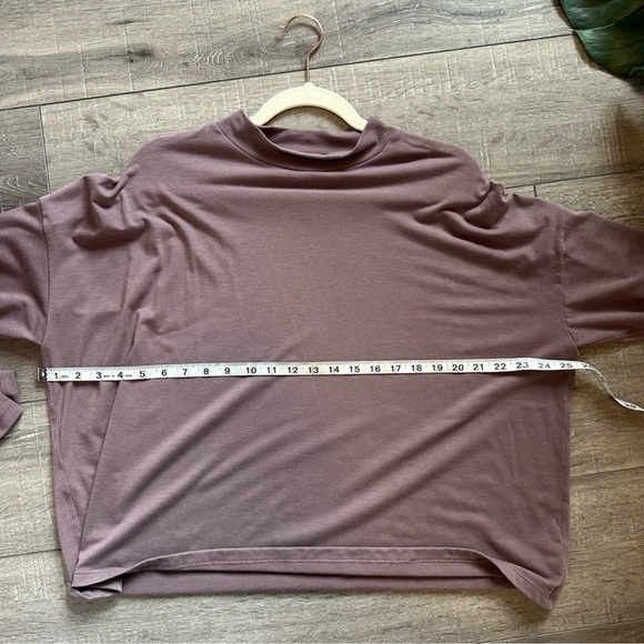 MEC All Day Essentials Mock Neck T-Shirt - Picture 6 of 7